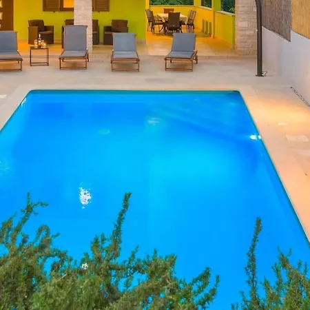 House Gorana By Istrialux Villa *