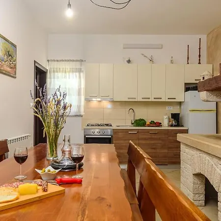 House Gorana By Istrialux *